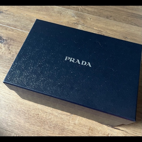 PRADA-AUTHENTIC (NWT) All Black Large Baseball Cap - Picture 7 of 16